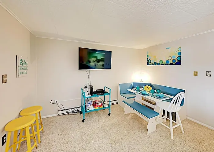 Colonial Unit 202 Holiday home Ocean City